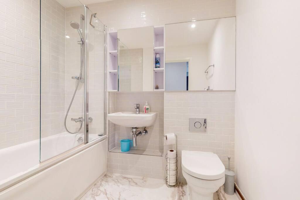 Lovely 1 Bedroom In Royal Arsenal Riverside London Kültér fotó